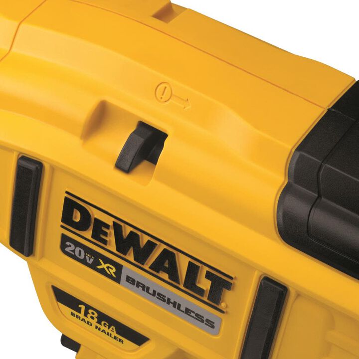 DEWALT 20 V MAX XR 18 Gauge Brad Nailer Kit, large image number 13