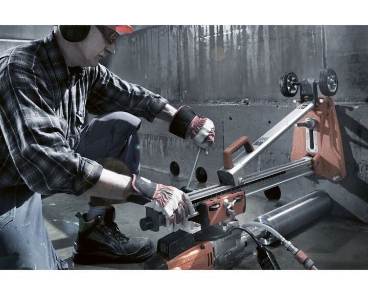 Husqvarna Construction DMS 240 120V 3.3HP Core Drill and Pump Refurbished, large image number 5