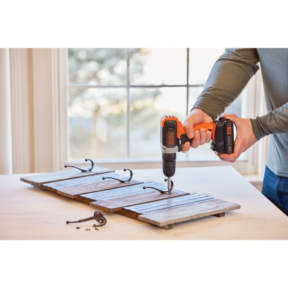 Black and Decker 20V MAX Cordless Drill/Driver Kit, large image number 9