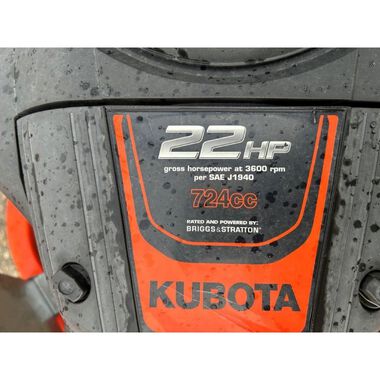 Kubota Z122EBR 48 In. Gas Zero Turn Riding Mower - Used 2016, large image number 6