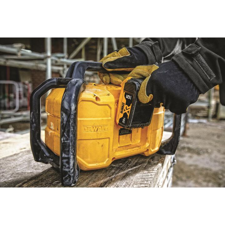 DEWALT Promotional 12V/20V MAX Bluetooth Cordless Jobsite Radio, large image number 8