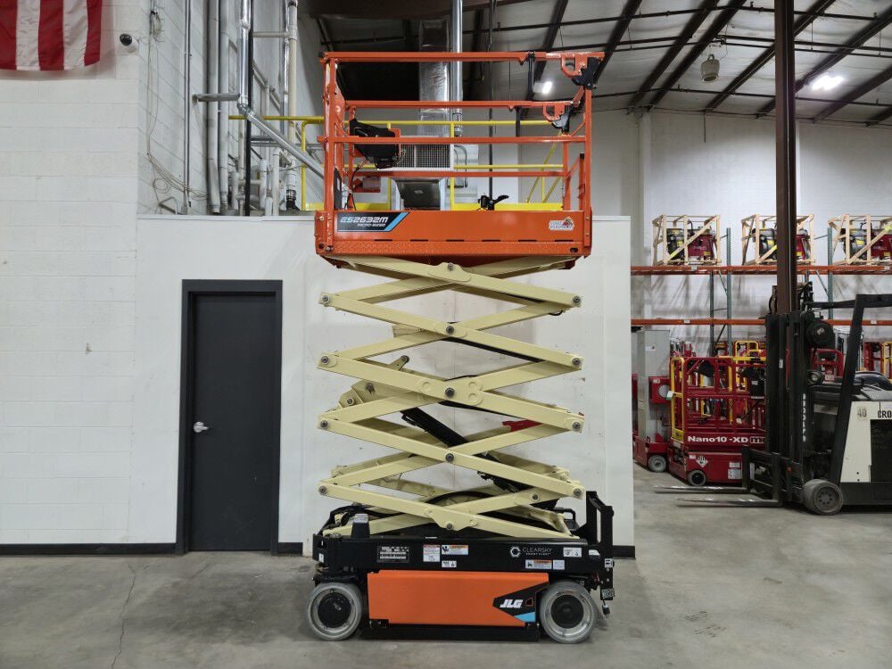 JLG 26 Ft Micro Electric Slab Scissor Lift, large image number 20