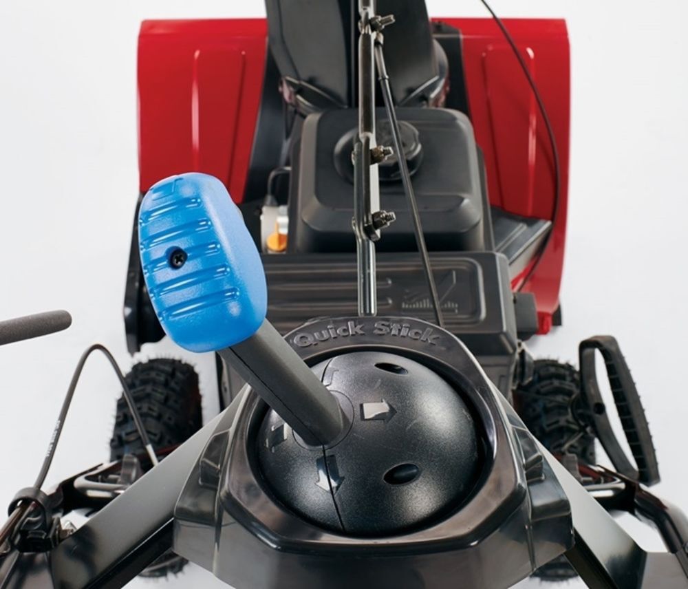 Toro 724 QXE SnowMaster Inline 2 Stage Snow Thrower, large image number 5