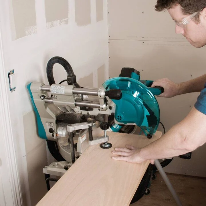 Makita 10in Dual-Bevel Sliding Compound Miter Saw with Laser, large image number 18