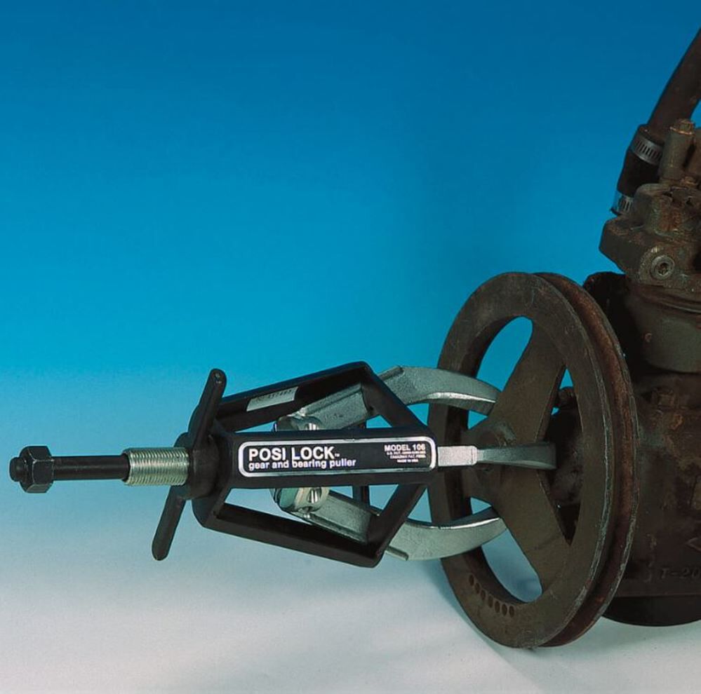 Posi Lock Puller 8 In. Reach 3 Jaws 17 Ton 0.75 to 12 In. Spread Manual