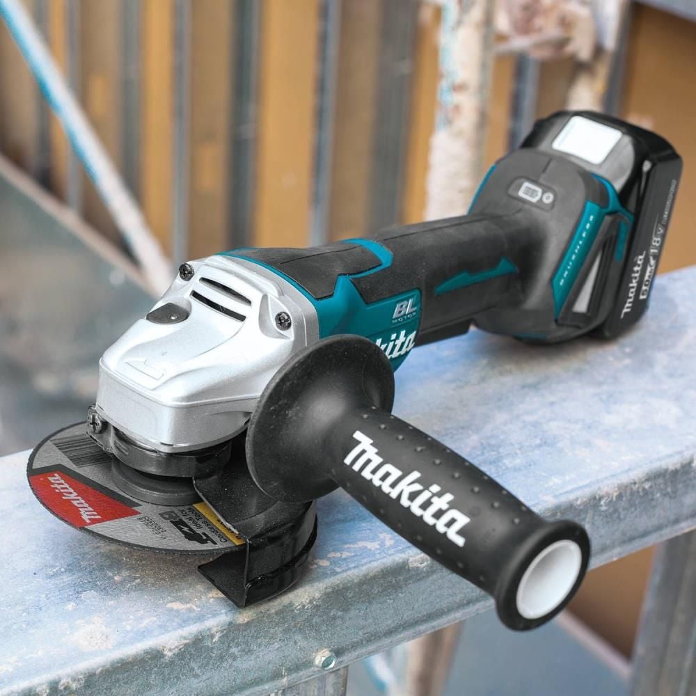 Makita 18V LXT 4-1/2 / 5in Paddle Switch Cut-Off/Angle Grinder Kit with Electric Brake, large image number 3