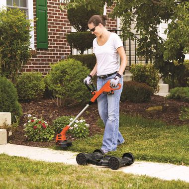 Black and Decker 20-volt Max 12-in 3-in-1 Compact Cordless Push Lawn Mower, large image number 6