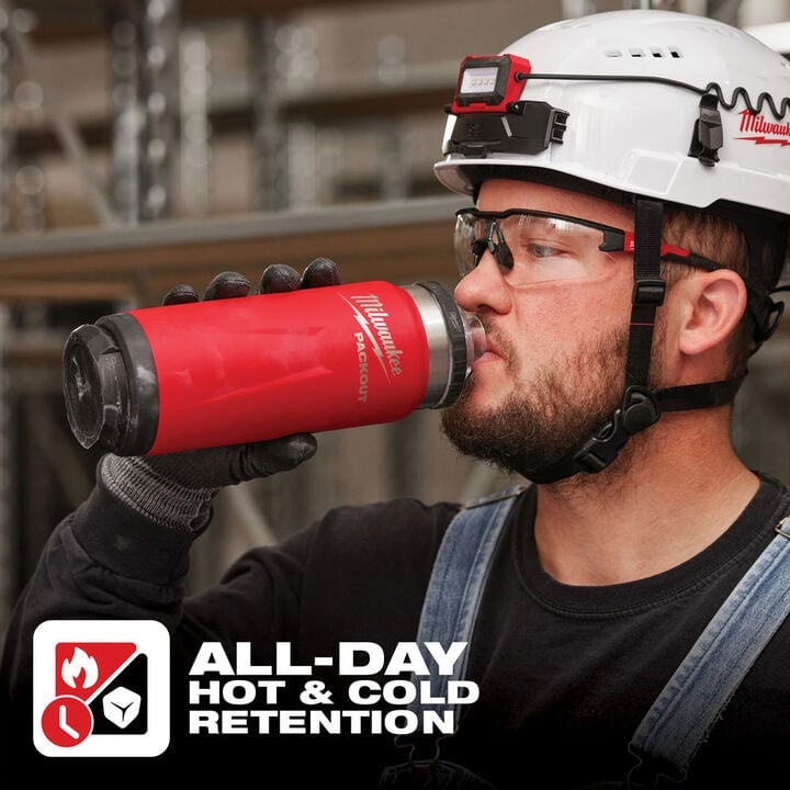 Milwaukee PACKOUT 24 Oz Insulated Bottle with Chug Lid Red, large image number 1