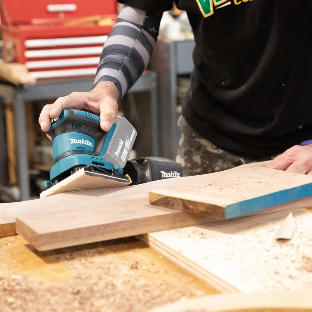 Makita 18V LXT Cordless 1/4 Sheet Finishing Sander (Bare Tool), large image number 2