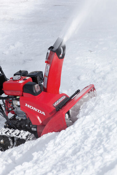 Honda 9HP 28In Two Stage Track Drive Snow Blower - Electric Start, large image number 4