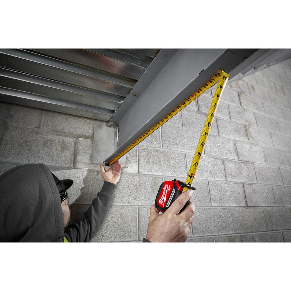 Milwaukee 35 ft sales tape measure