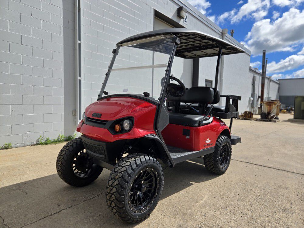 E-Z-GO Express S4 4-Seat Gas Golf Cart Flame Red, large image number 2