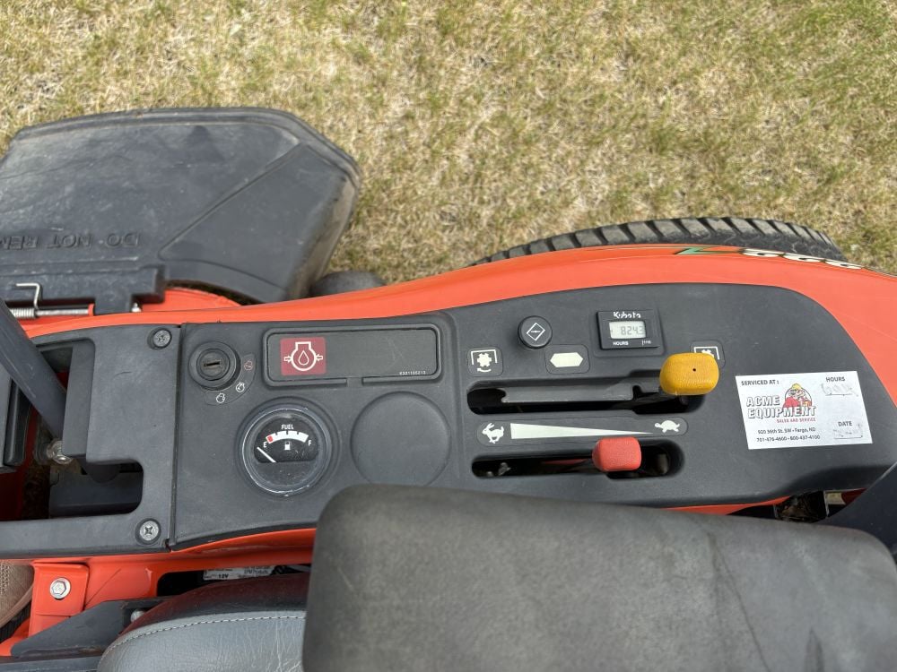 Kubota ZG222 48 Inch Gas Zero-Turn Lawn Mower Used 2016, large image number 13