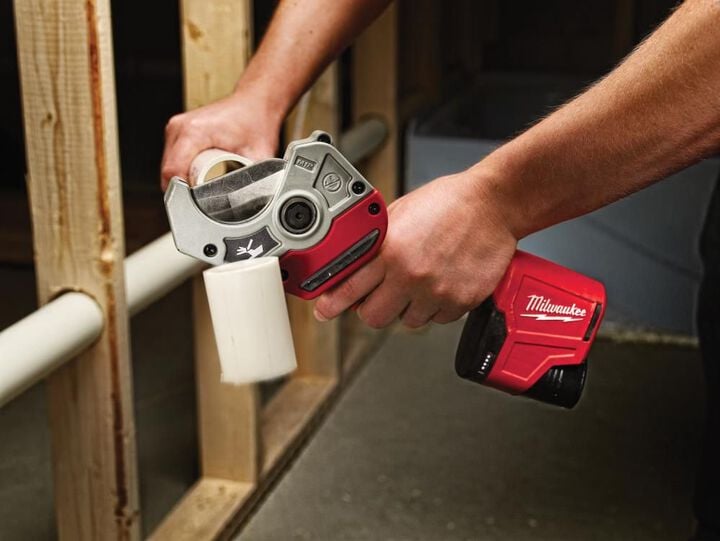 Milwaukee M12 Plastic Pipe Shear Kit, large image number 1