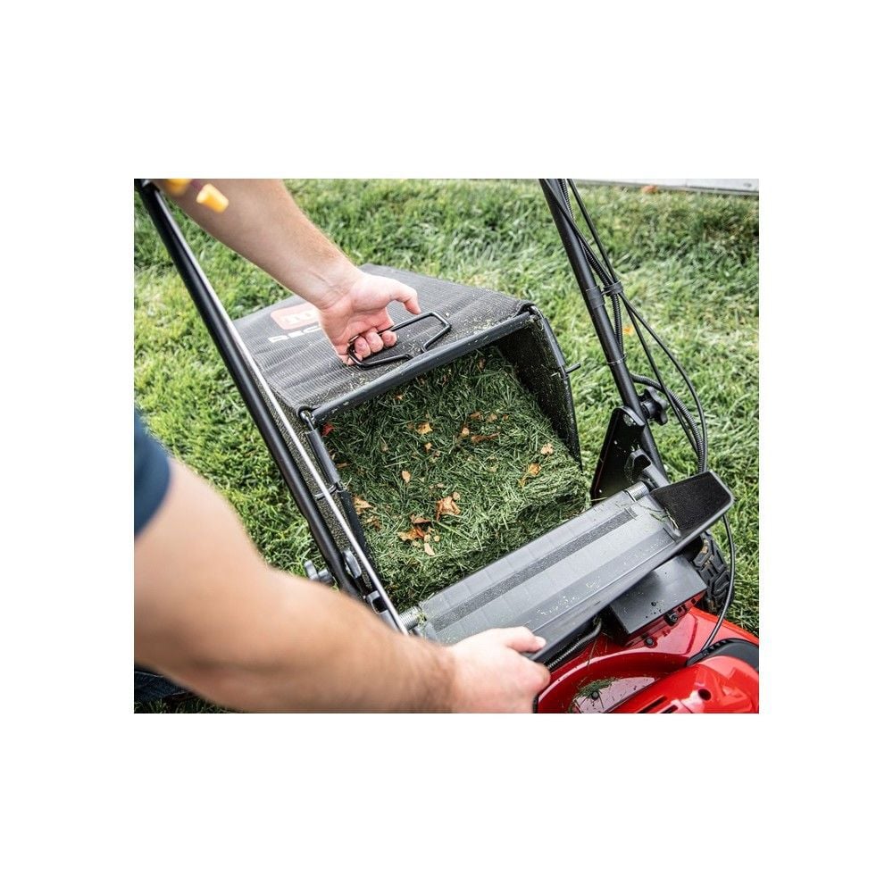 Toro SMARTSTOW Personal Pace Auto Drive Lawn Mower with Bagger 22in, large image number 5