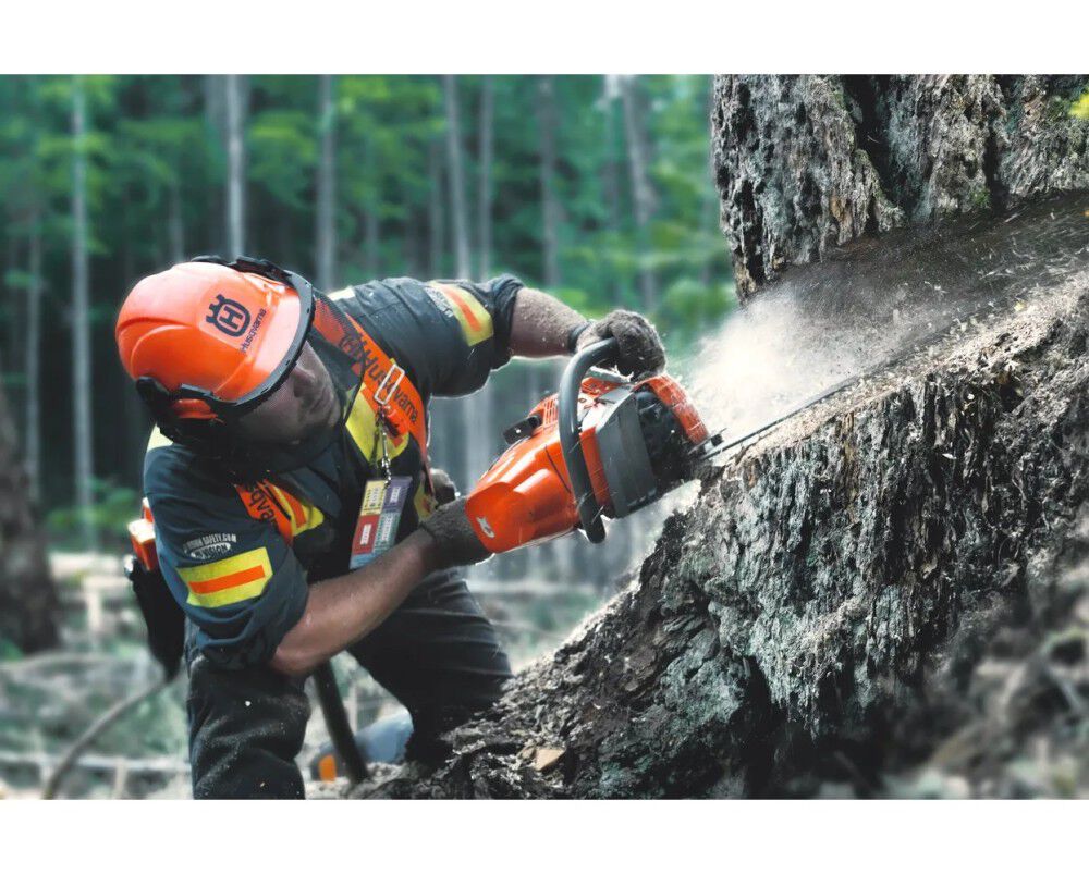 Husqvarna 545 Mark II 40 Inch Bar S35G Gas-Powered Chainsaw, large image number 6