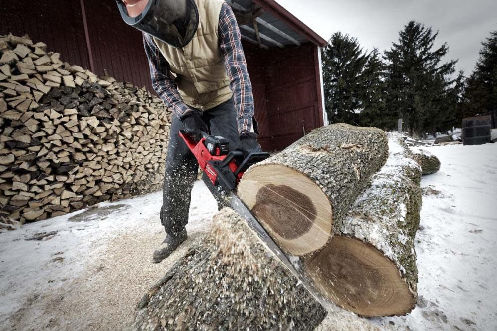 Milwaukee blower online and chainsaw