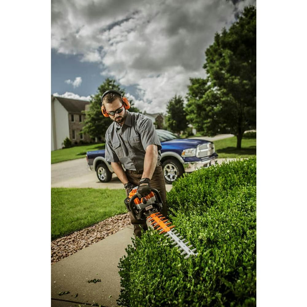 Stihl HS 82 R 24 Inch 22.7cc Gas Powered Hedge Trimmer, large image number 3