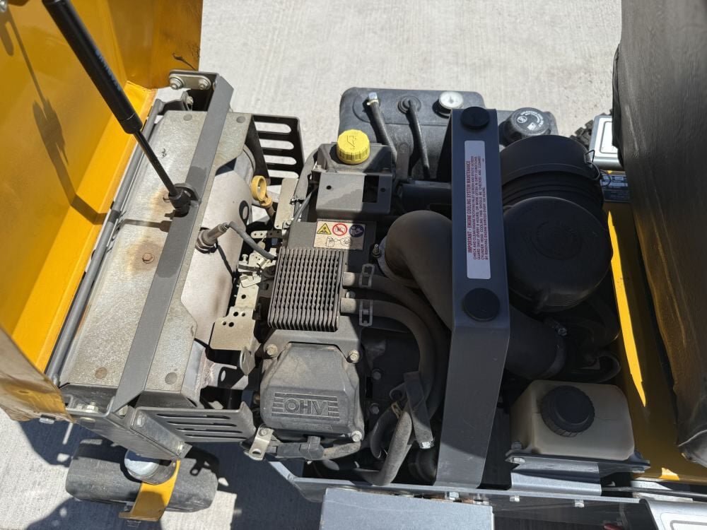 Walker B27i 48 Inch 26.5HP Zero-Turn Mower Used 2020, large image number 9
