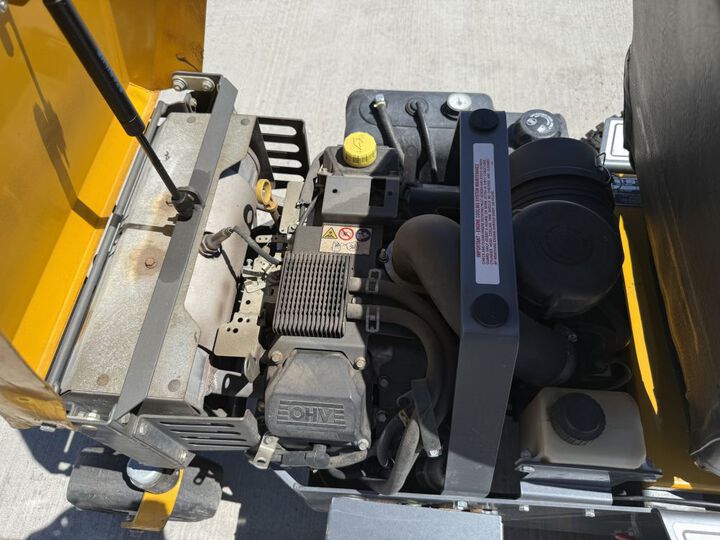 Walker B27i 48 Inch 26.5HP Zero-Turn Mower Used 2020, large image number 8