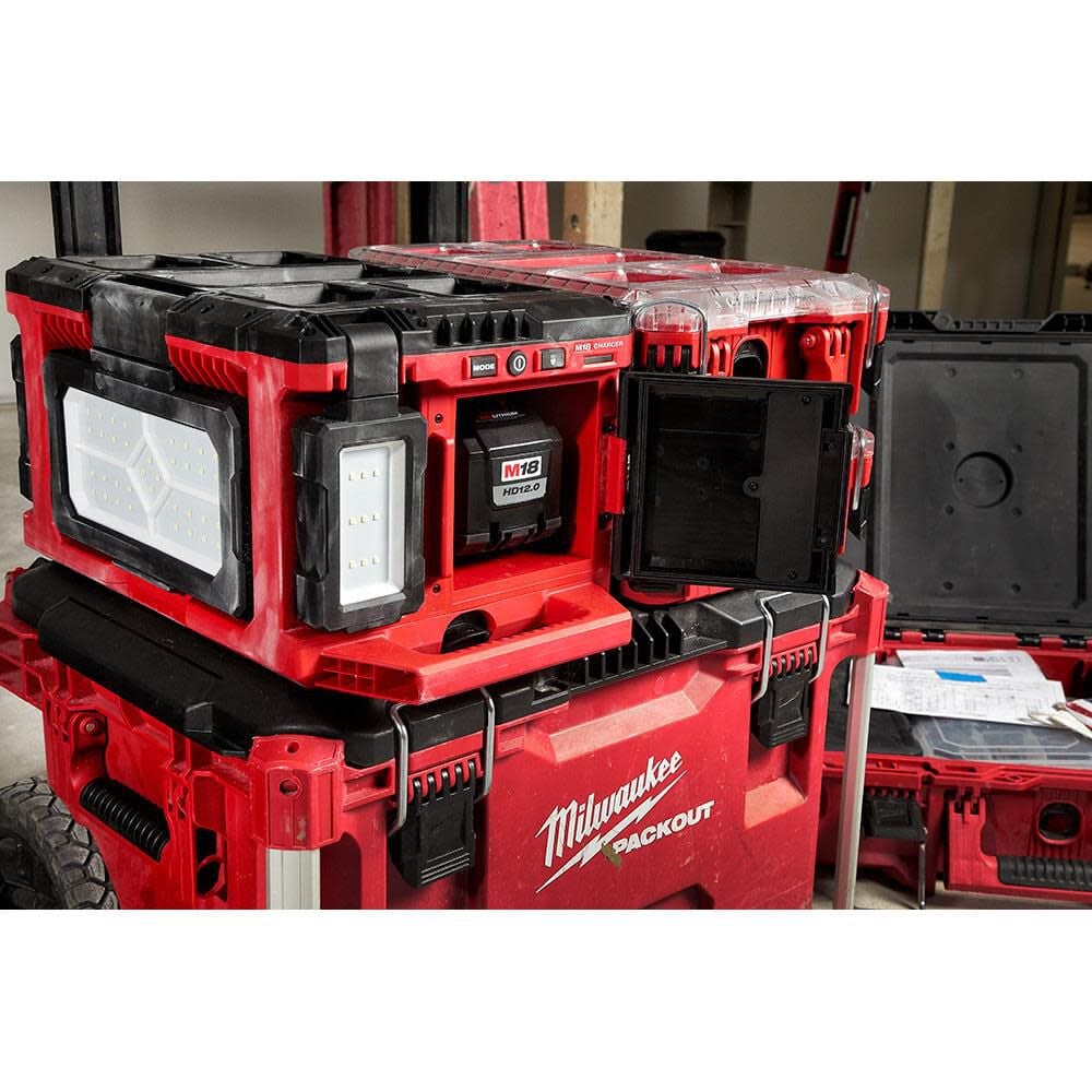 Milwaukee M18 Packout Light Charger Bare Tool 2357 20 Simolary simolary.com 23