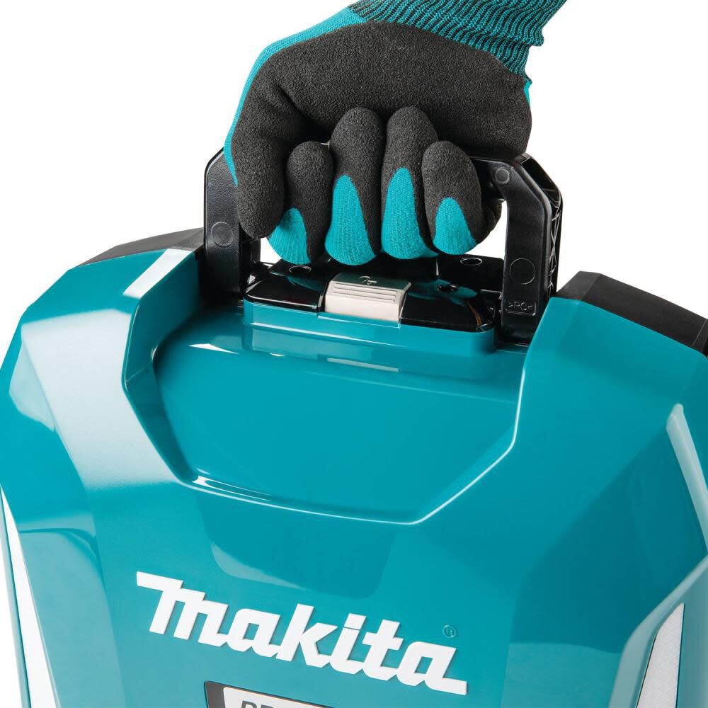 Makita 40V max ConnectX 1500 Wh Portable Power Supply