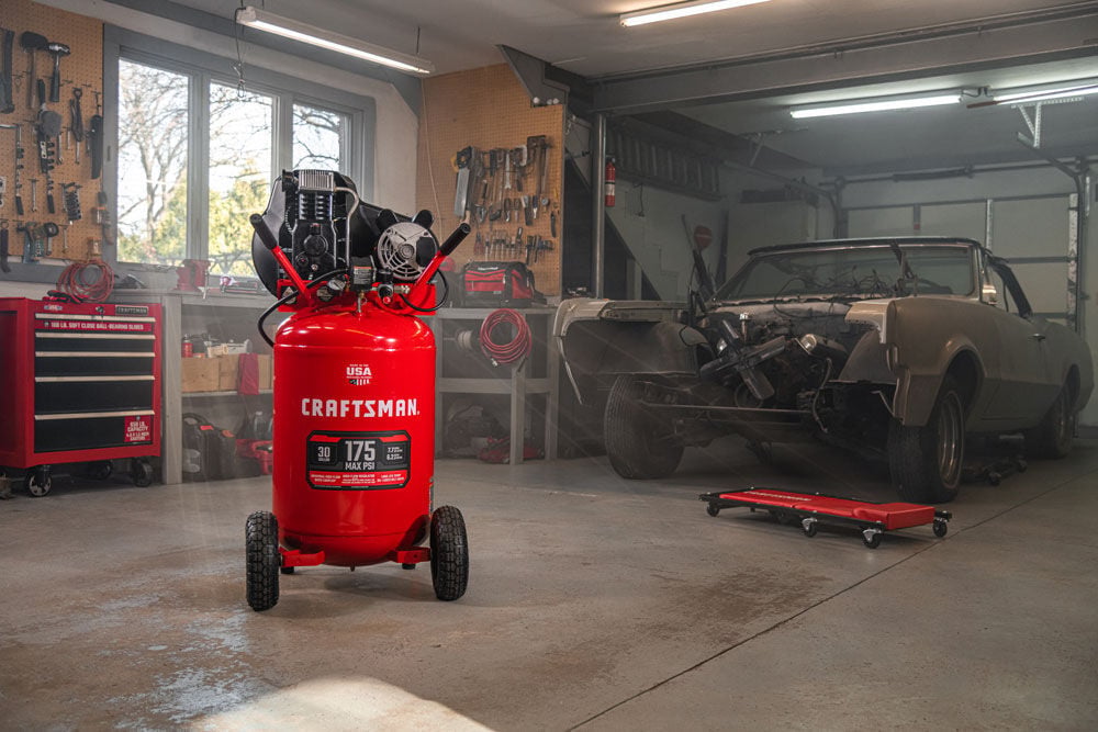 CRAFTSMAN 30 Gallon Air Compressor, large image number 4