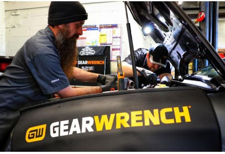 GEARWRENCH Magnetic Fender Cover, large image number 1