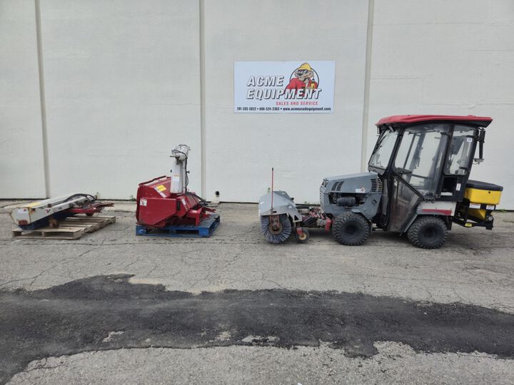 Ventrac 4500Z 32.5HP Compact Tractor Used 2016, large image number 6