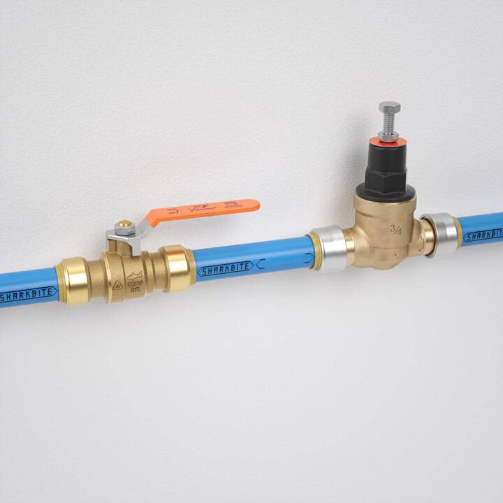 Sharkbite 3/4in x 3/4in 200 Psi Brass Push Fit Ball Valve, large image number 1