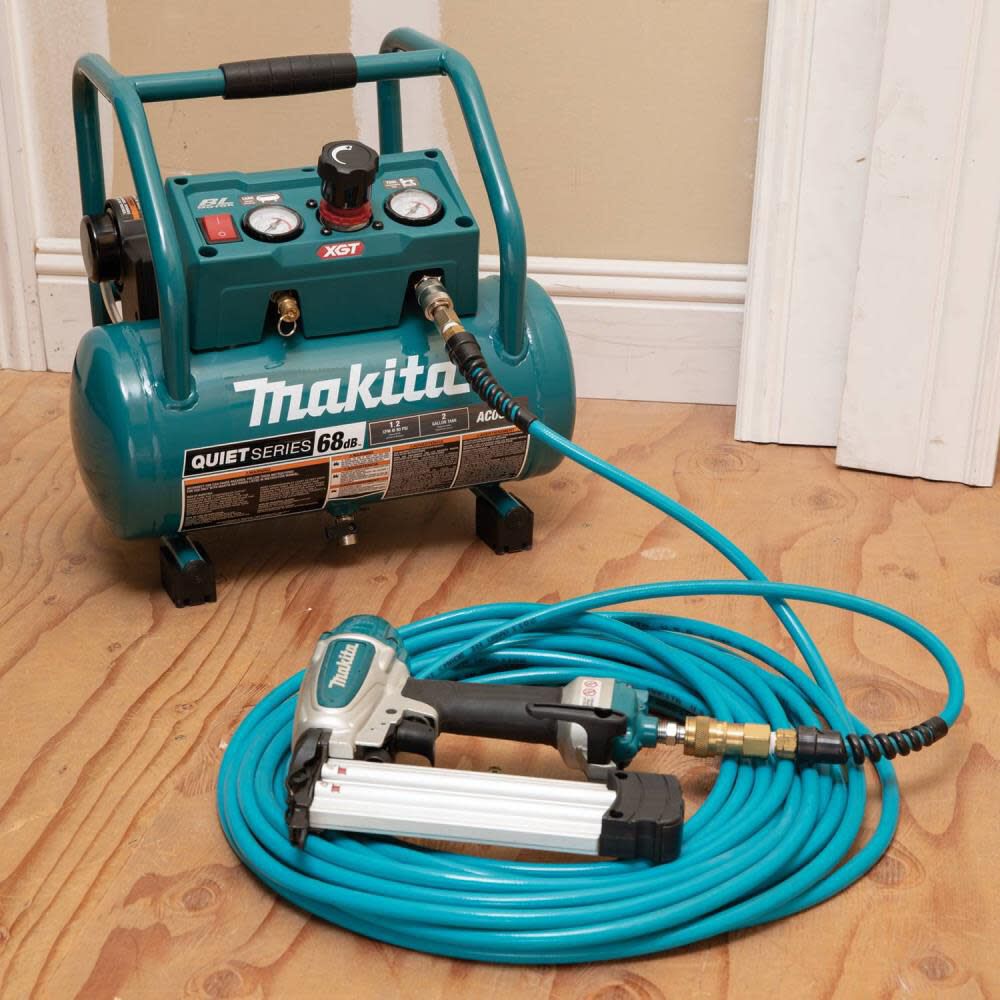 Makita cordless compressor outlet