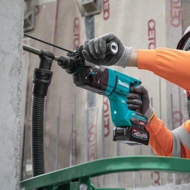 Makita 40V max XGT 1 1/8in AVT Rotary Hammer Kit
