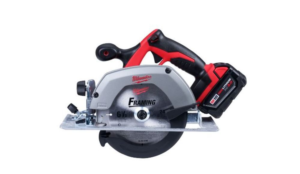 Milwaukee M18 18V 6 1 2 in Circular Saw Kit with XC 5Ah Battery