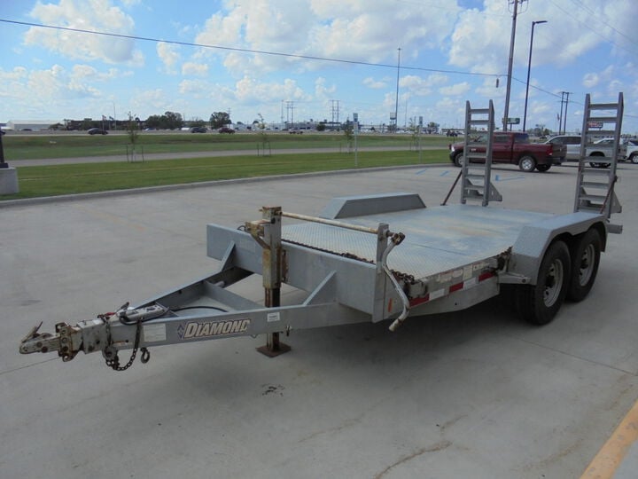 Diamond C 14 Ft Galvanized Equipment Trailer Used 2015, large image number 3