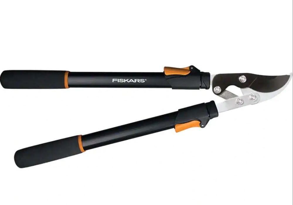 Fiskars Power Level Extendable Bypass Lopper with Softgrip Handle, large image number 1