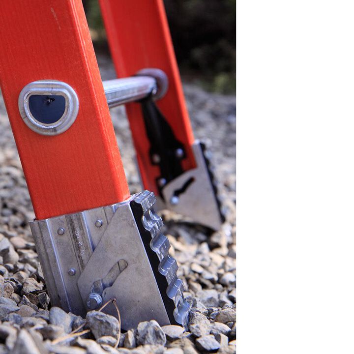 Werner Type IA Fiberglass Straight Ladder, large image number 5