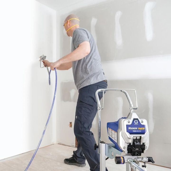 Graco Magnum ProX19 Airless Paint Sprayer Cart, large image number 11