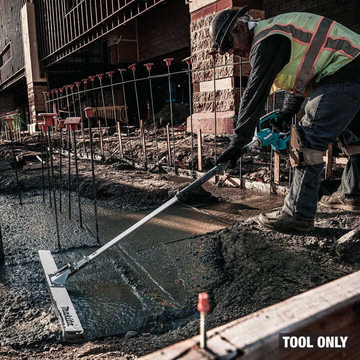 Makita 40V max XGT Brushless Cordless Vibratory Concrete Screed (Bare Tool), large image number 7