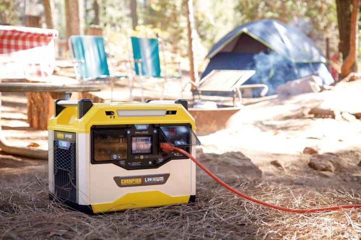 Champion Power Equipment 3,200 Watt 50-State Lithium-Ion Battery Solar Power Station, large image number 15