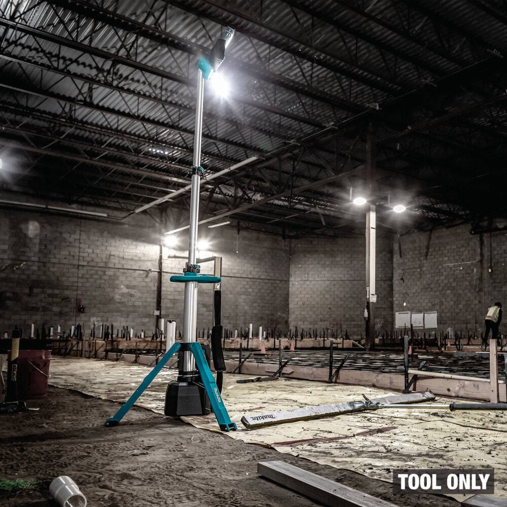 Makita 40V max XGT & 18V LXT LithiumIon Cordless Tower Work MultiDirectional Light (Bare Tool), large image number 3
