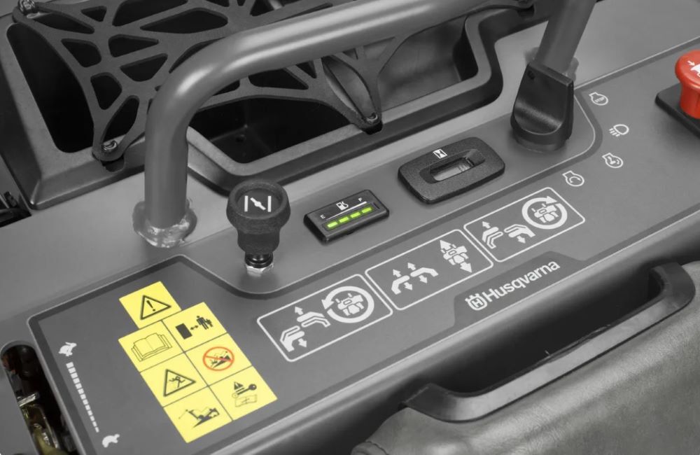 Husqvarna V548 Stand On Lawn Mower 48in 24.5HP Kawasaki, large image number 14