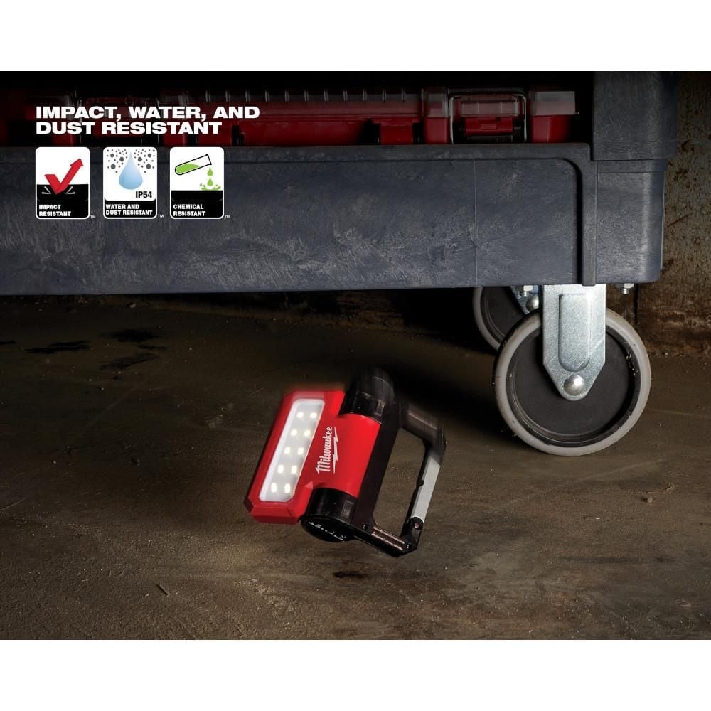 Milwaukee USB Rechargeable Rover Pivoting LED Flood Light, large image number 9