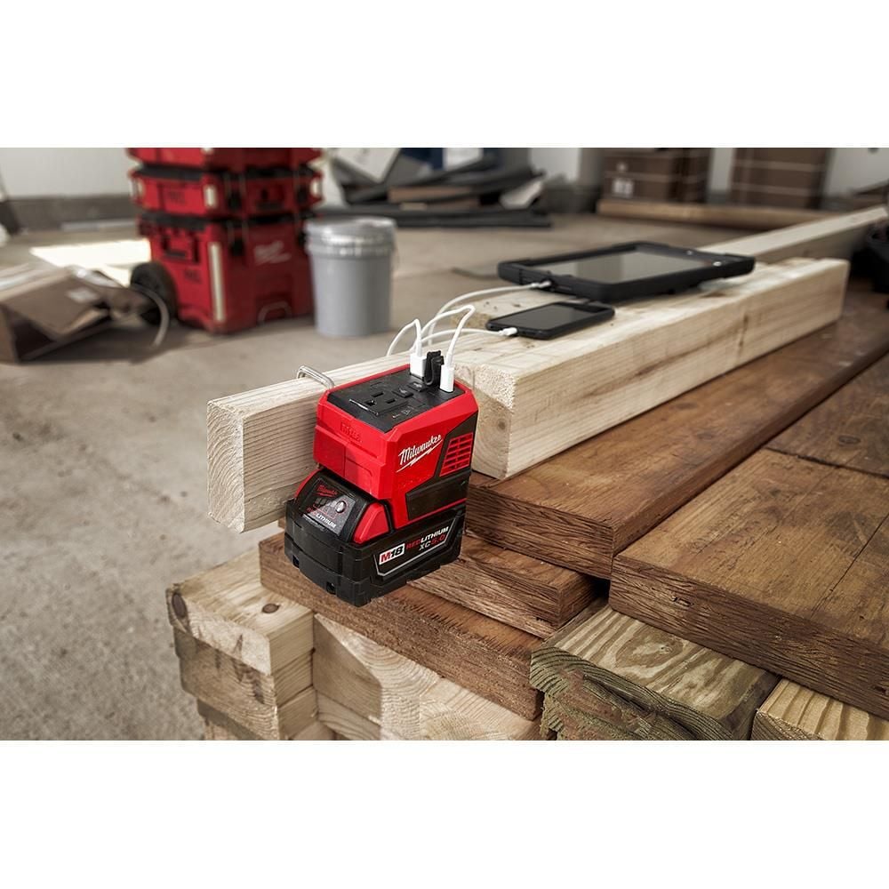 Milwaukee M18 TOP-OFF 175W Portable Power Supply Inverter, large image number 15