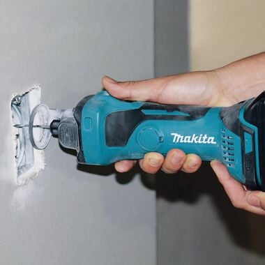 Makita 18 Volt LXT Lithium-Ion Cordless Cut-Out Tool Kit, large image number 5