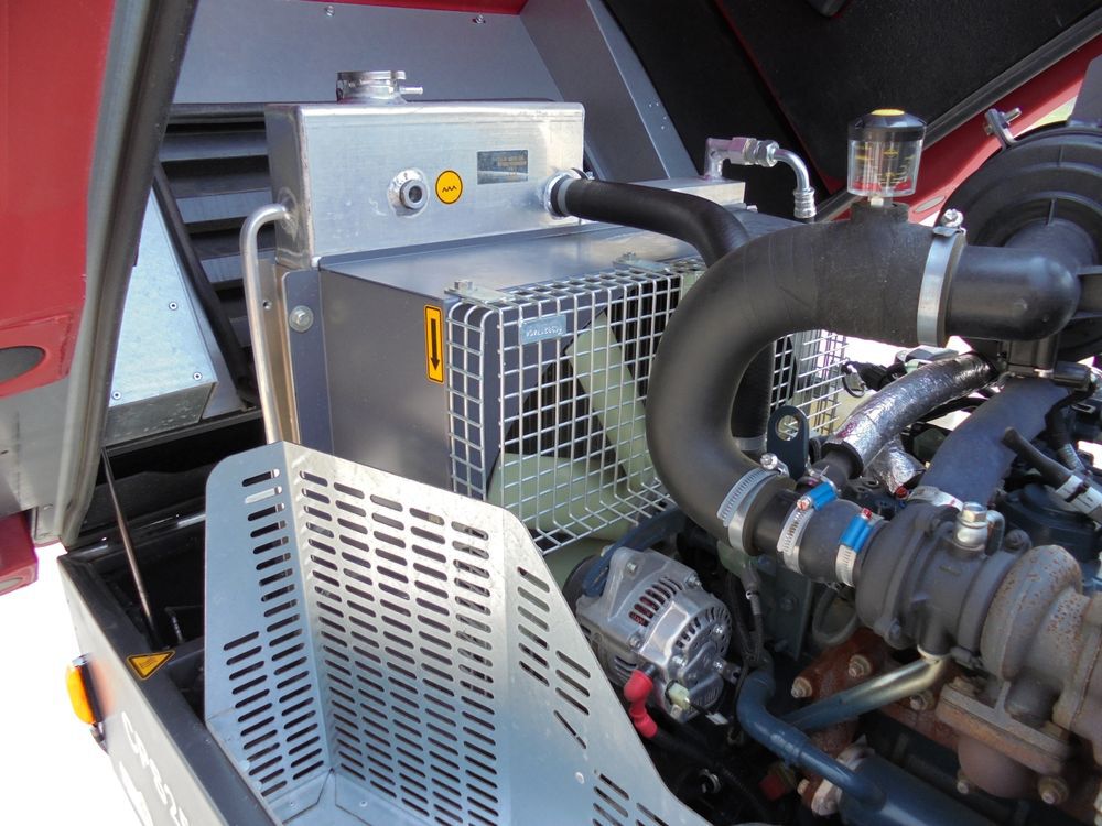 Chicago Pneumatic CPS250-150 150 PSI Kubota Diesel Towable Air Compressor - Used 2022, large image number 13