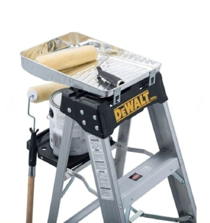 DEWALT Stepladder Type IA 300lb Rated AL 4', large image number 6