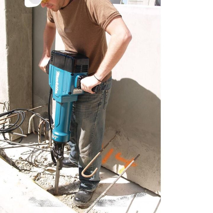 Makita 70 Lb. Breaker Hammer, large image number 5