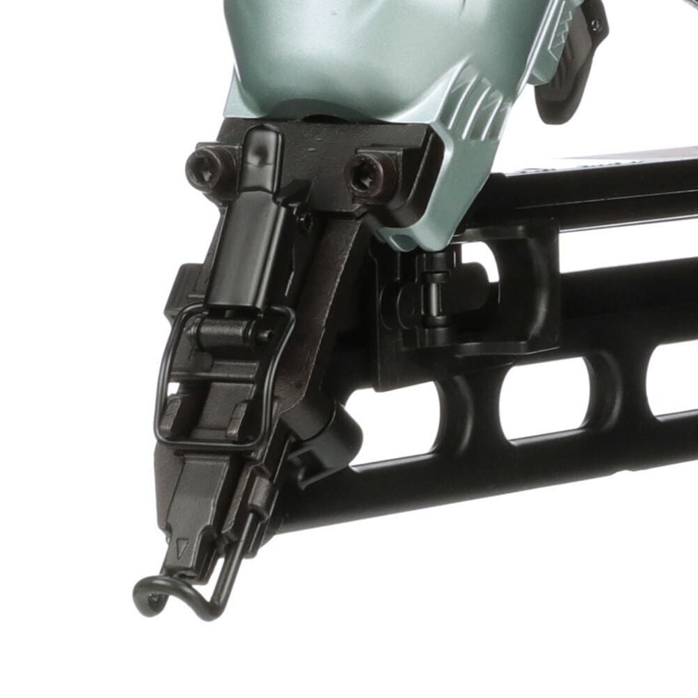 Metabo HPT 2-1/2 In. 15-Gauge Angled Finish Nailer with Air Duster, large image number 6