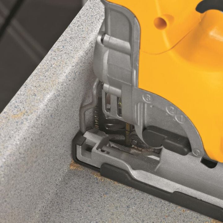 DEWALT HEAVY-DUTY VARIABLE SPEED TOP-HANDLE JIG SAW KIT (DW331K), large image number 4