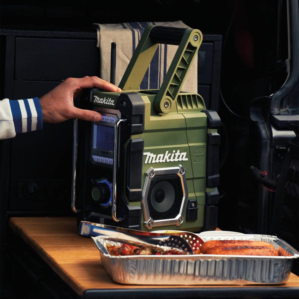 Makita outdoor hotsell radio